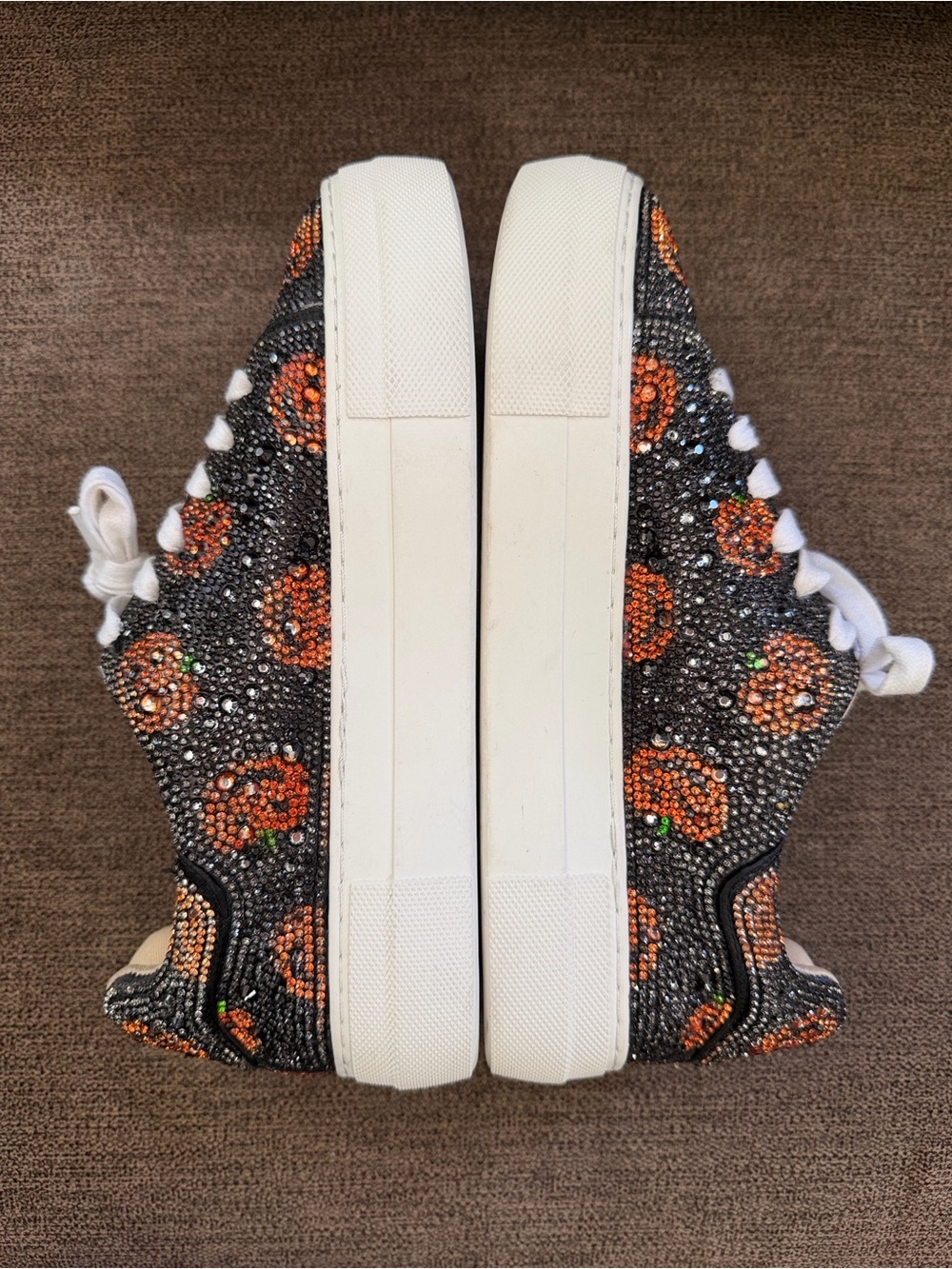 Betsey Johnson Sidny Halloween Rhinestone Sneakers Size 6 - Picture 6 of 11